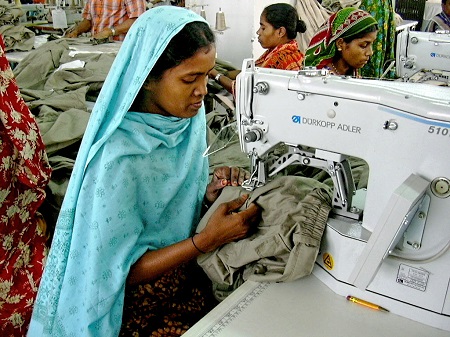 Bangladesh_Basic_Apparels © FEMNET