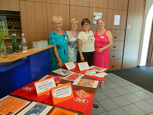 v.l.n.r.: Gabi Berkler, Uschi Dore, Angelika Essig und Rita Ney (FA) v.l.n.r.: Gabi Berkler, Uschi Dore, Angelika Essig und Rita Ney (FA)