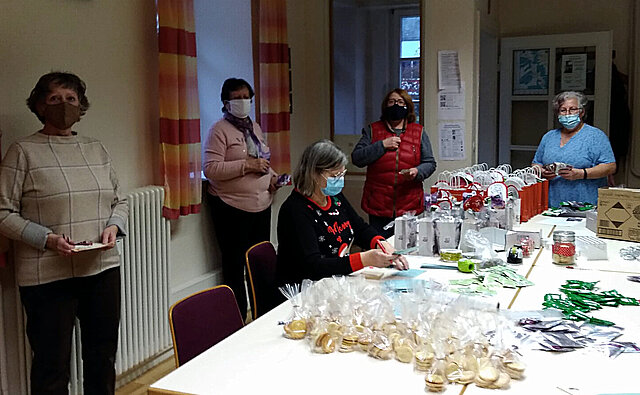 kfd-Neuerburg Weihnachtstüten