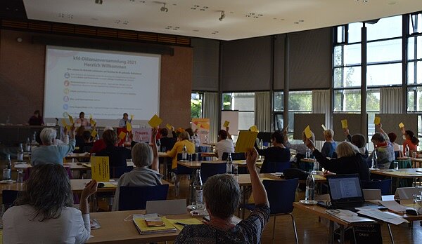 Bericht Diözesanverband ©kfd-Diözesanverband Trier, Rita Monz Bericht Diözesanverband ©kfd-Diözesanverband Trier, Rita Monz